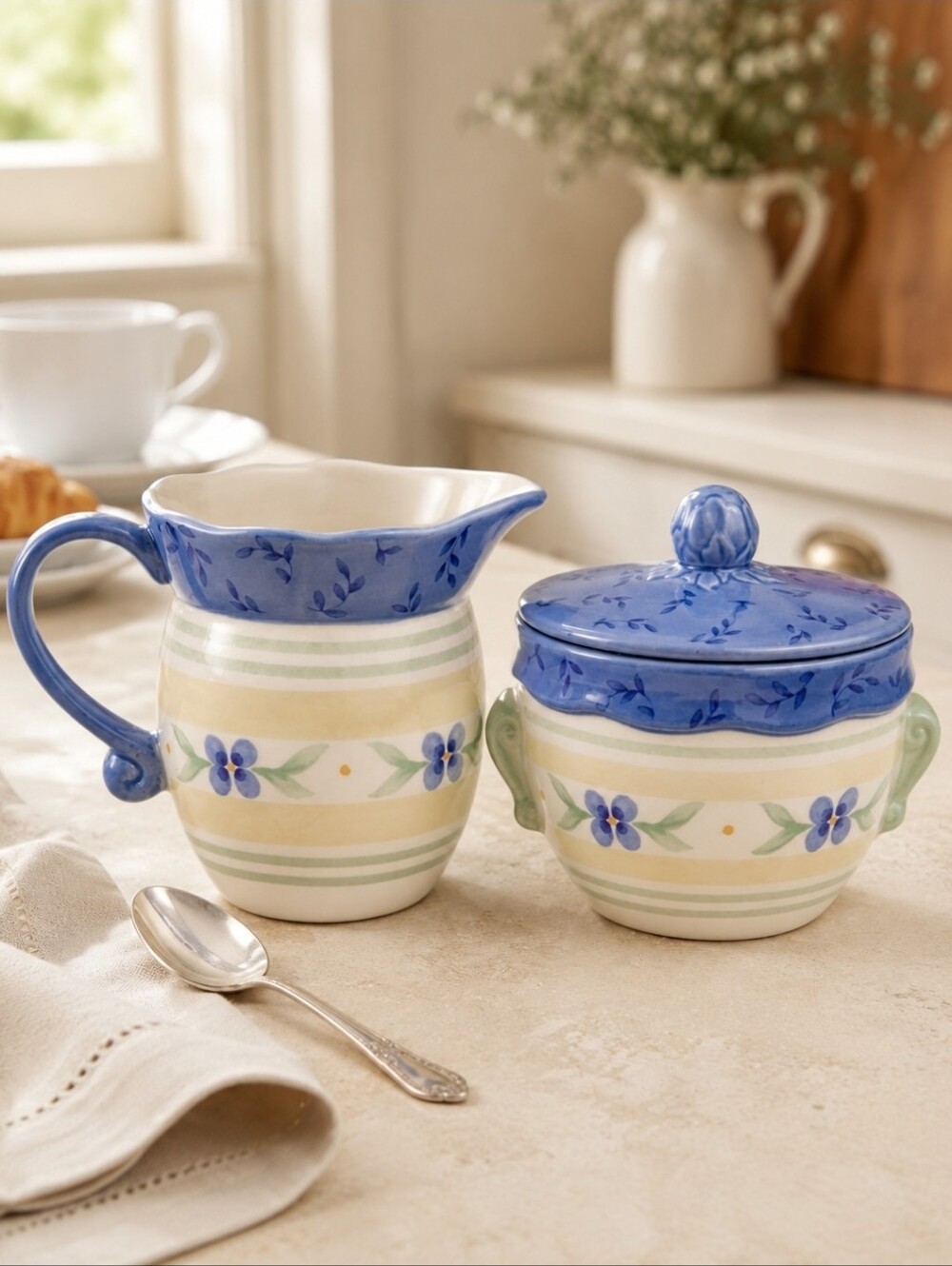 Pfaltzgraff Summer Breeze Creamer & Covered Sugar Bowl Set Thailand